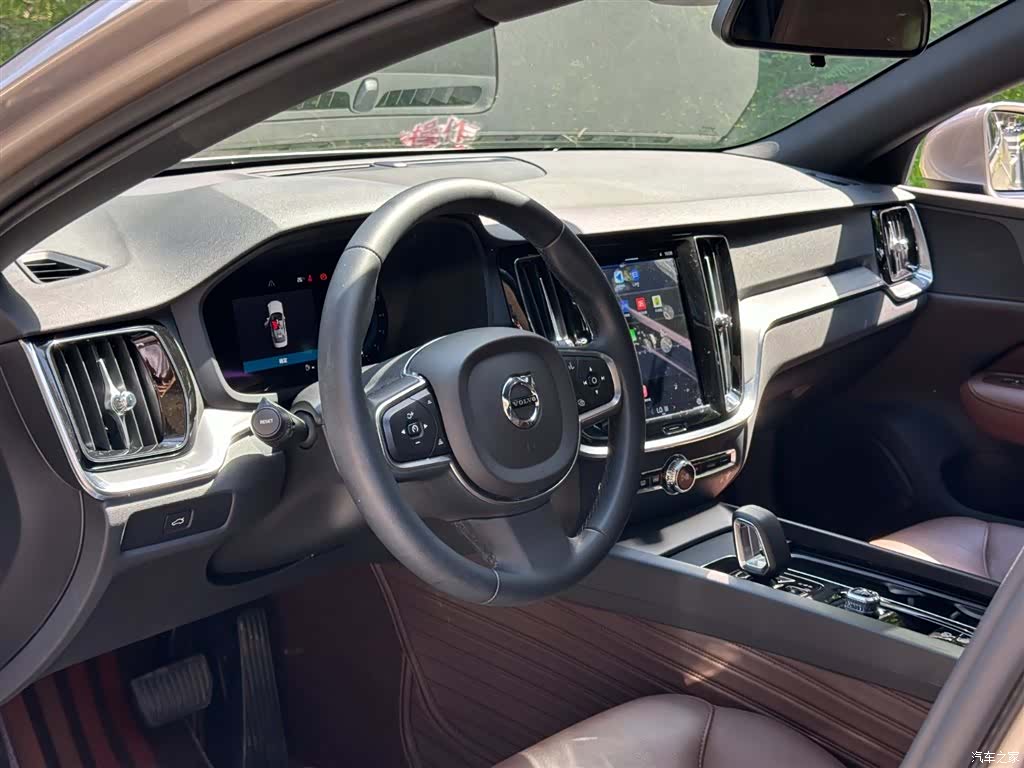 Volvo S60, 2022 6
