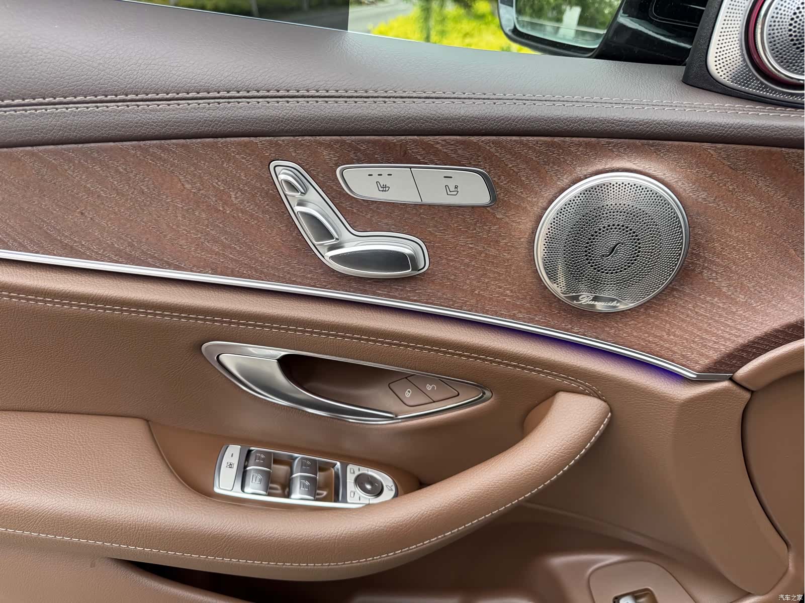 Mercedes-Benz E-Class, 2022 18