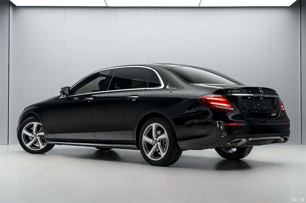 Mercedes-Benz E-Class, 2020 7