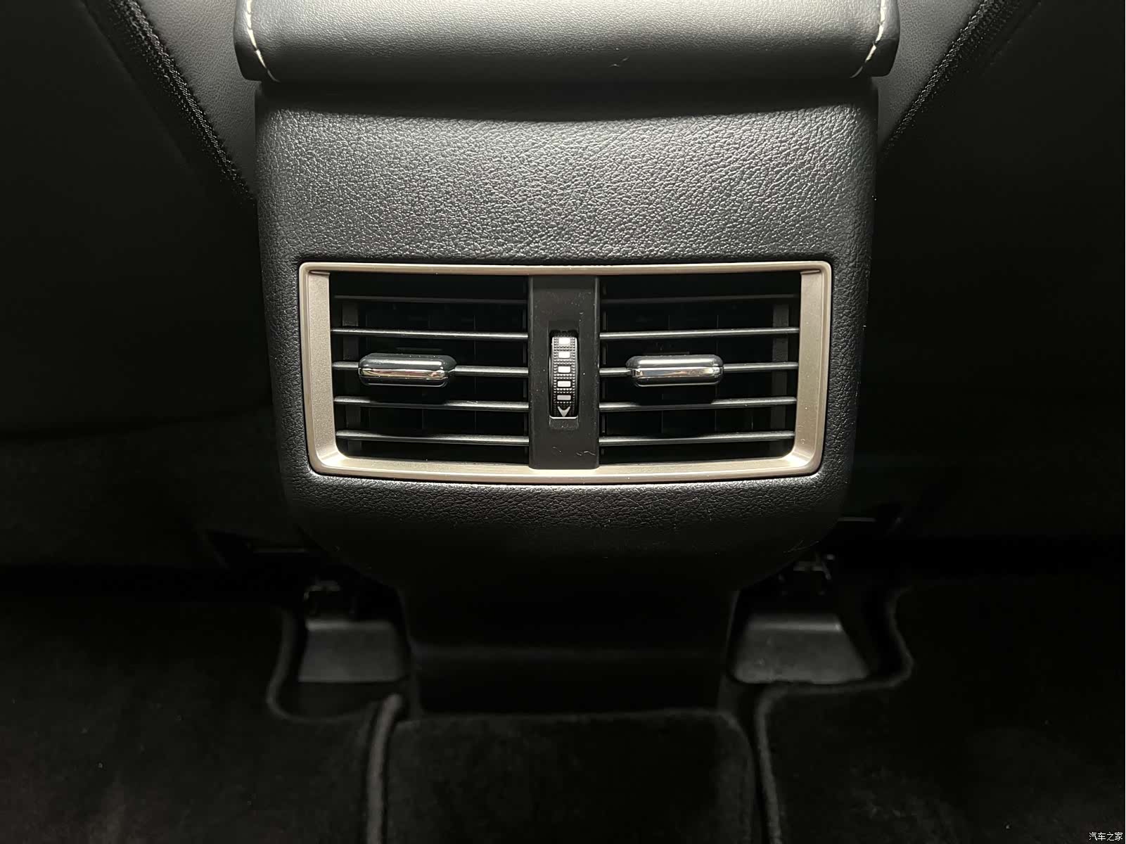 Lexus NX, 2018 12
