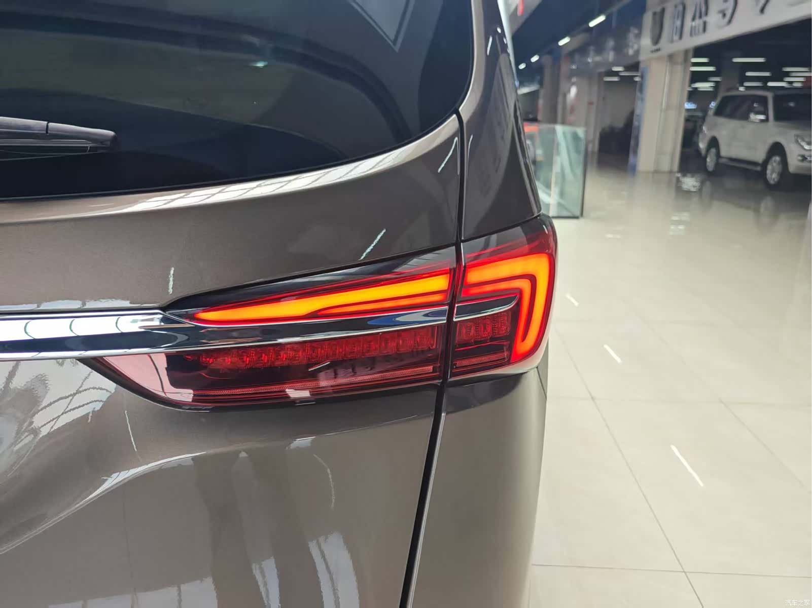 Buick GL8, 2022 19