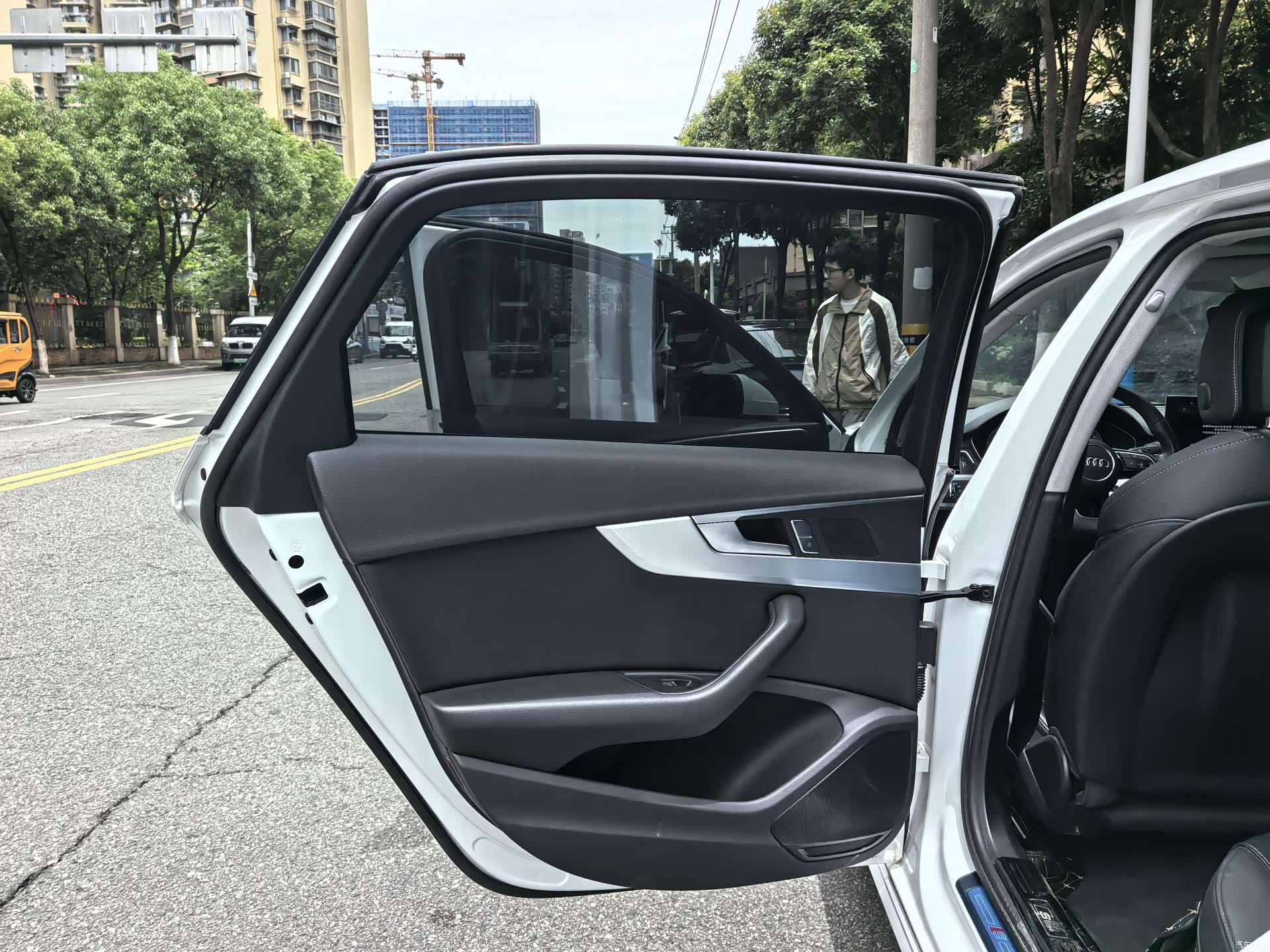 Audi A4L, 2024 22