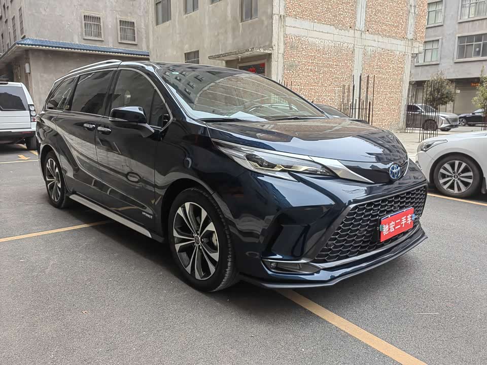 Toyota Grevia Toyota Grevia