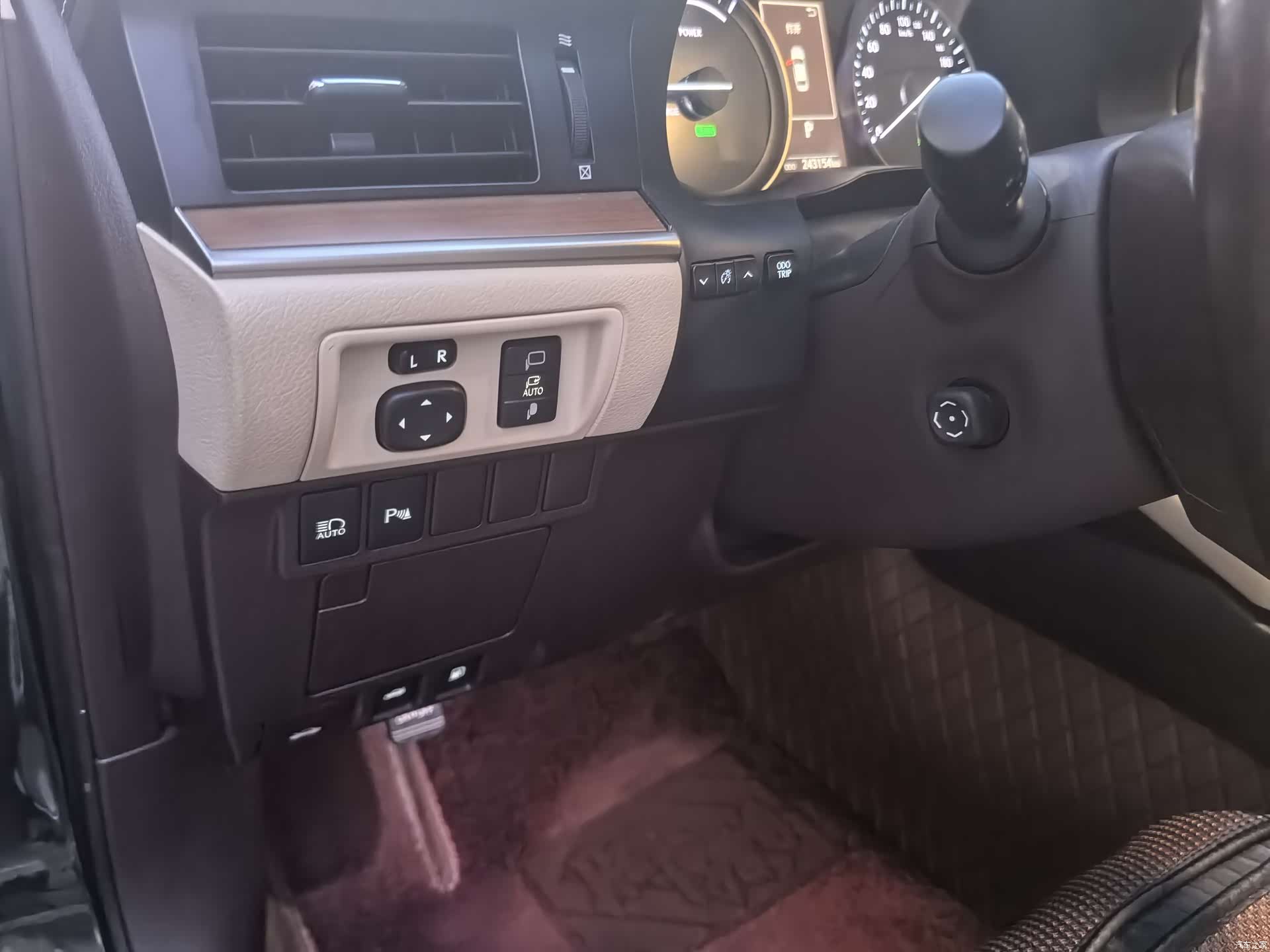 Lexus ES, 2015 21