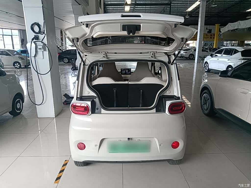 Wuling MINIEV, 2025 19