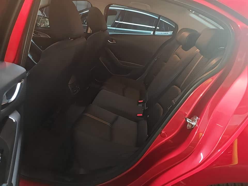 Mazda 3 Angkesaila Mazda 3 Angkesaila