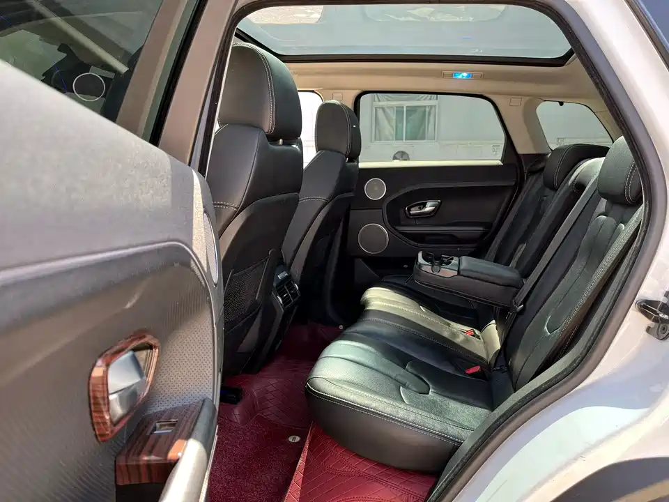 Land Rover Range Rover Aurora