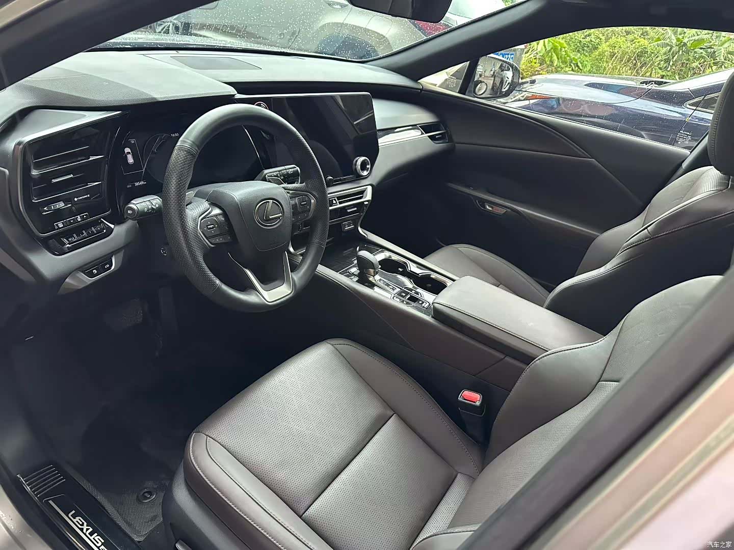 Lexus RX, 2023 6