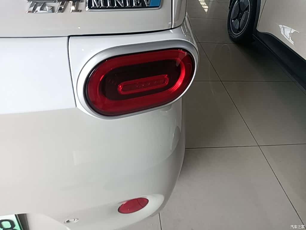 Wuling MINIEV, 2025 8