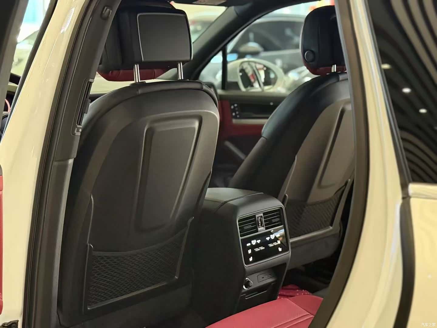 Porsche Cayenne, 2023 8