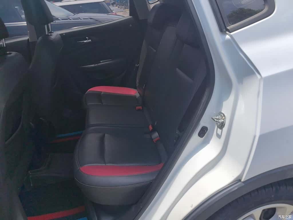 Changan CS15, 2017 15