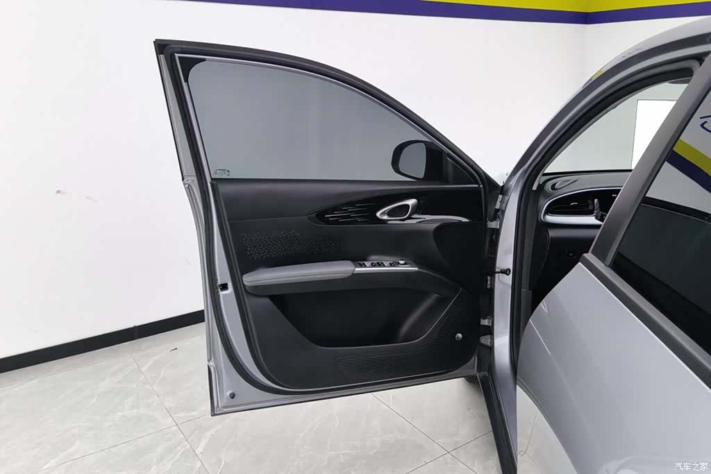 Geely Xingyuan, 2025 7