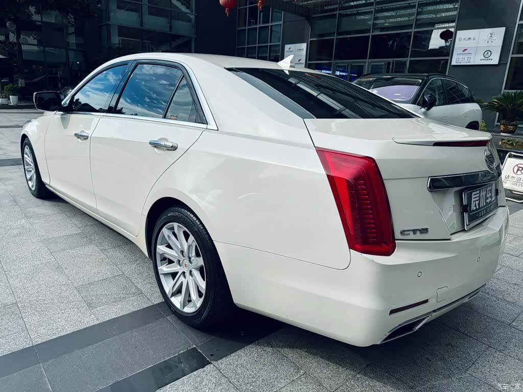 Cadillac CTS, 2015 7