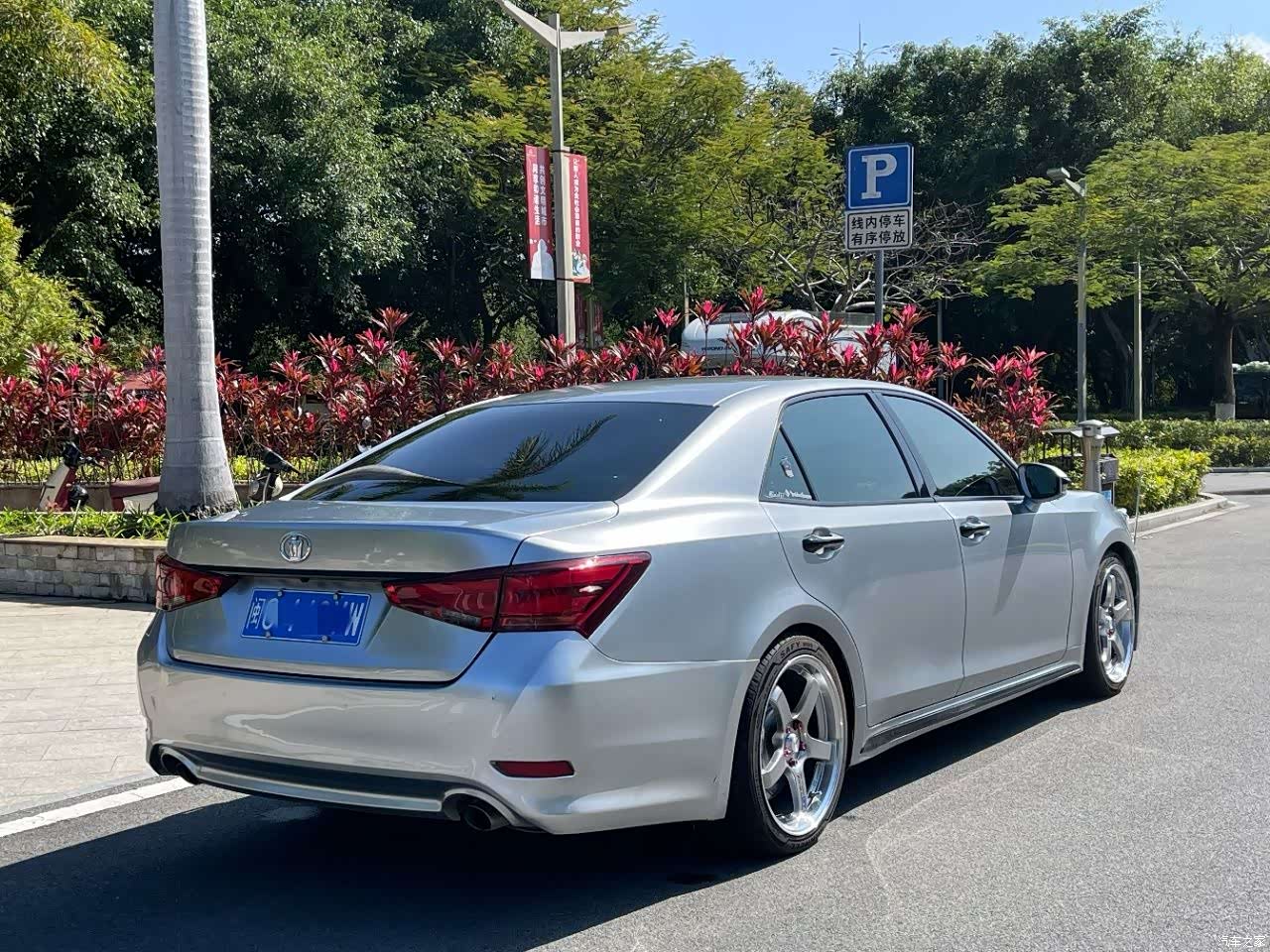 Toyota Crown, 2018 7