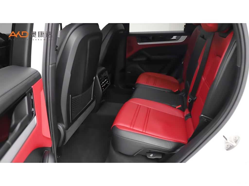 Porsche Cayenne, 2025 7