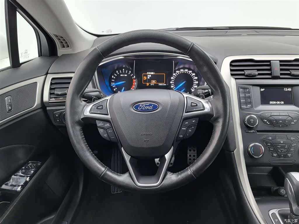 Ford Mondeo, 2016 11