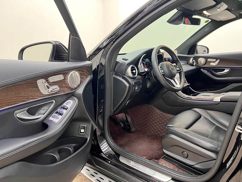 Mercedes-Benz GLC Mercedes-Benz GLC