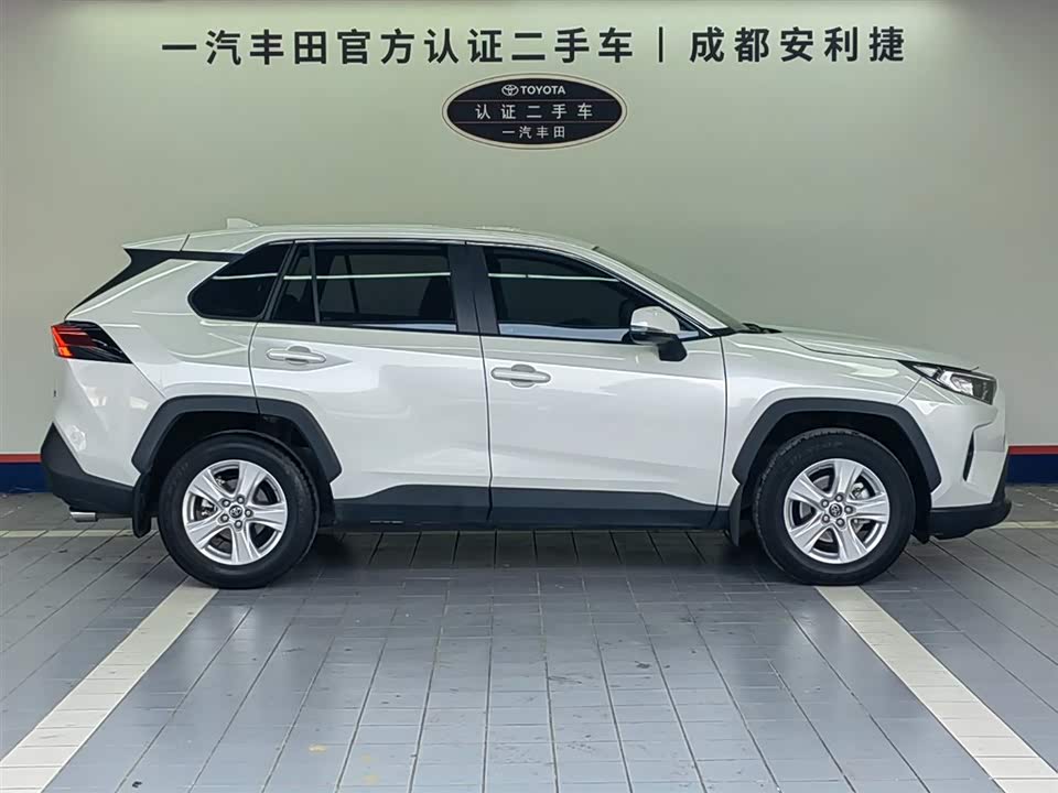 Toyota RAV4 Rongfang