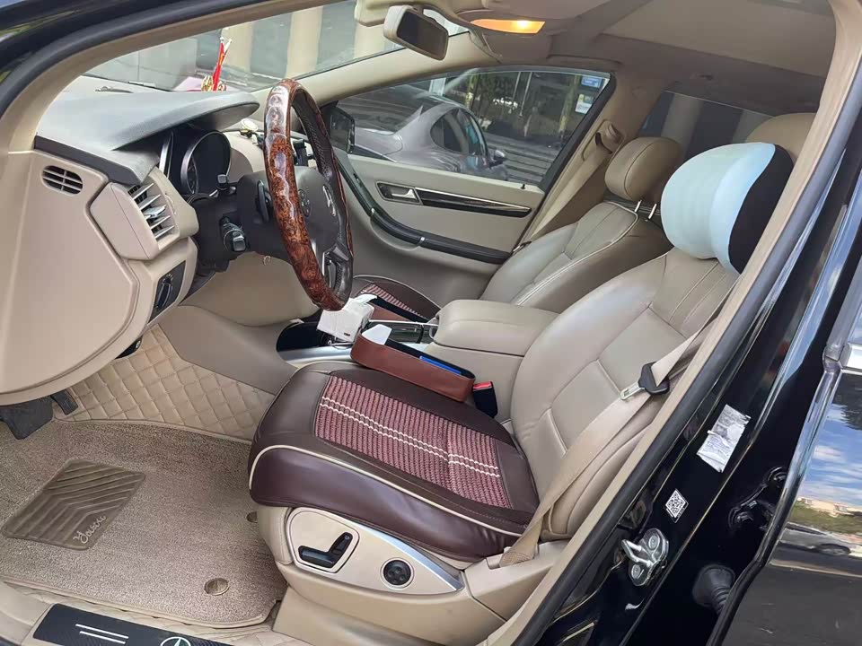 Mercedes-Benz R-class