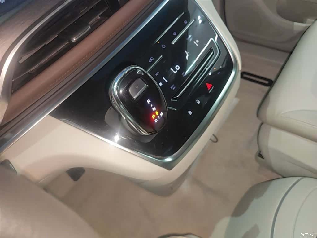 Buick GL8, 2023 14