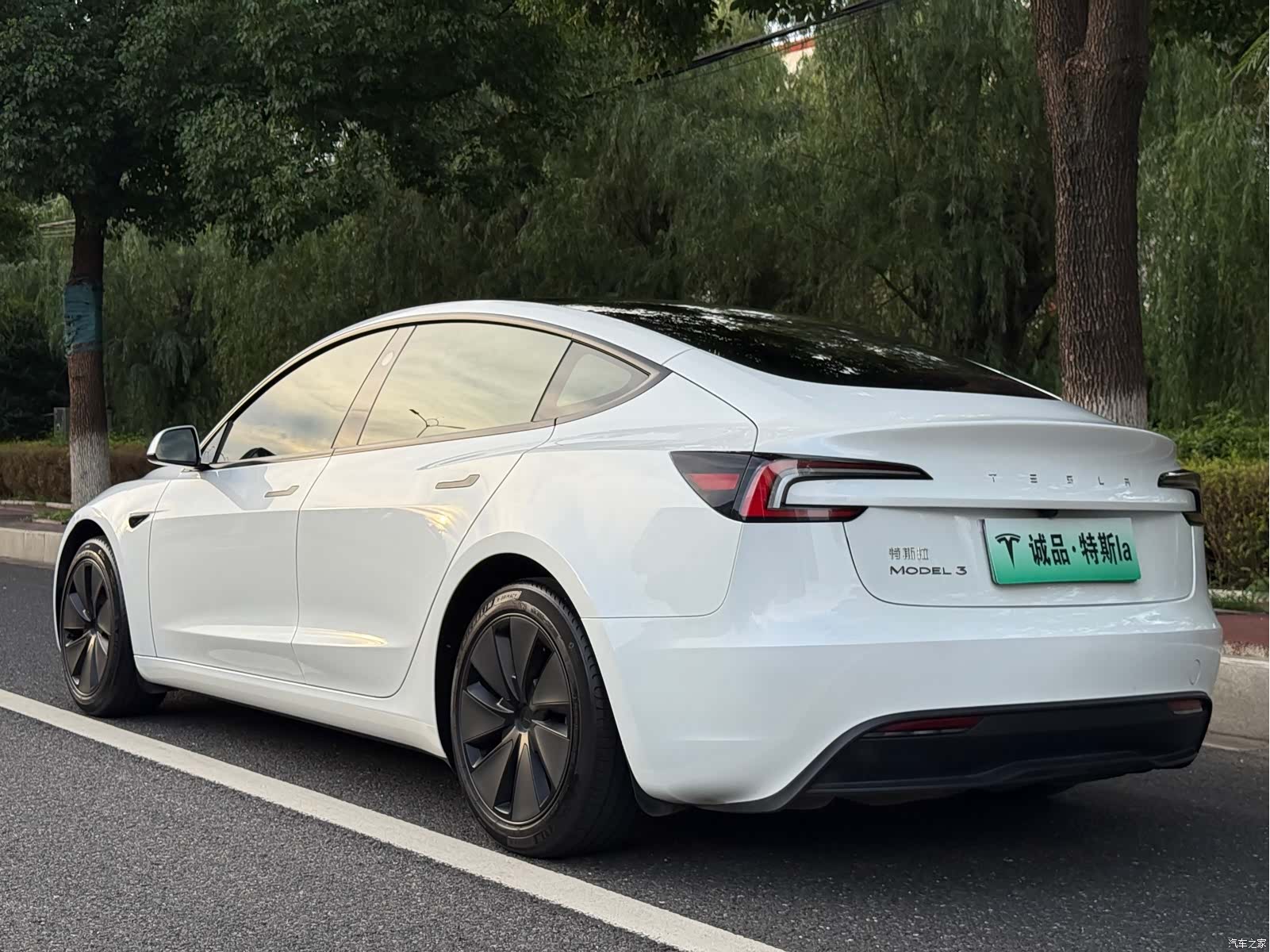 Tesla Model 3, 2024 3