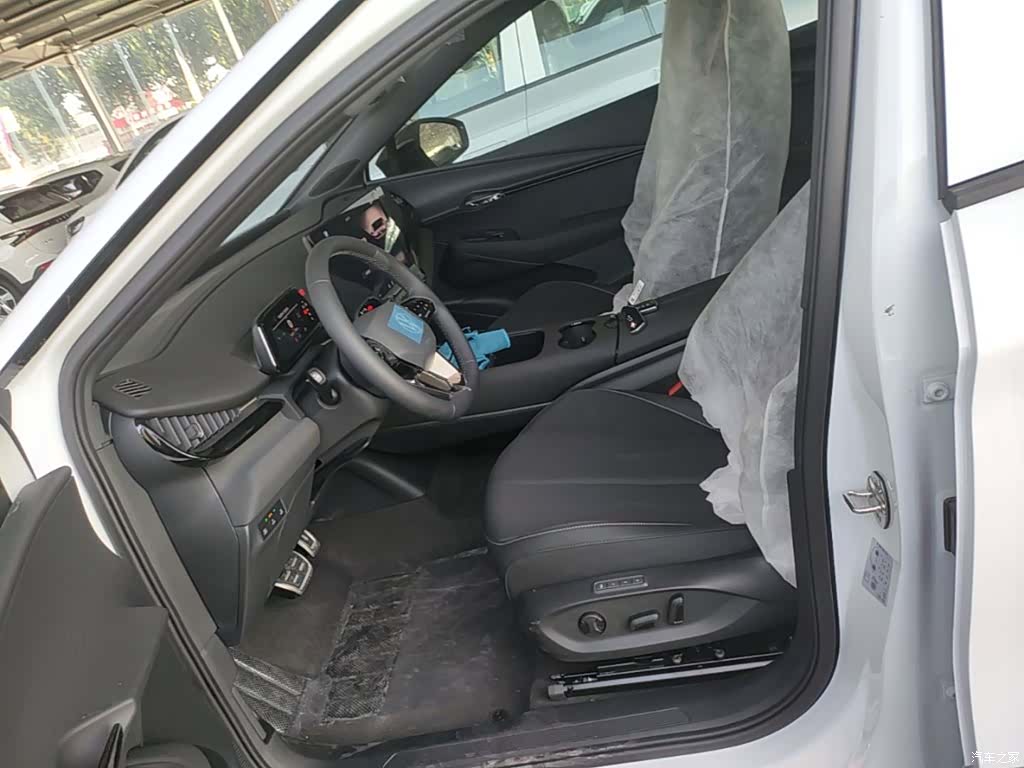 Volkswagen 06, 2026 15