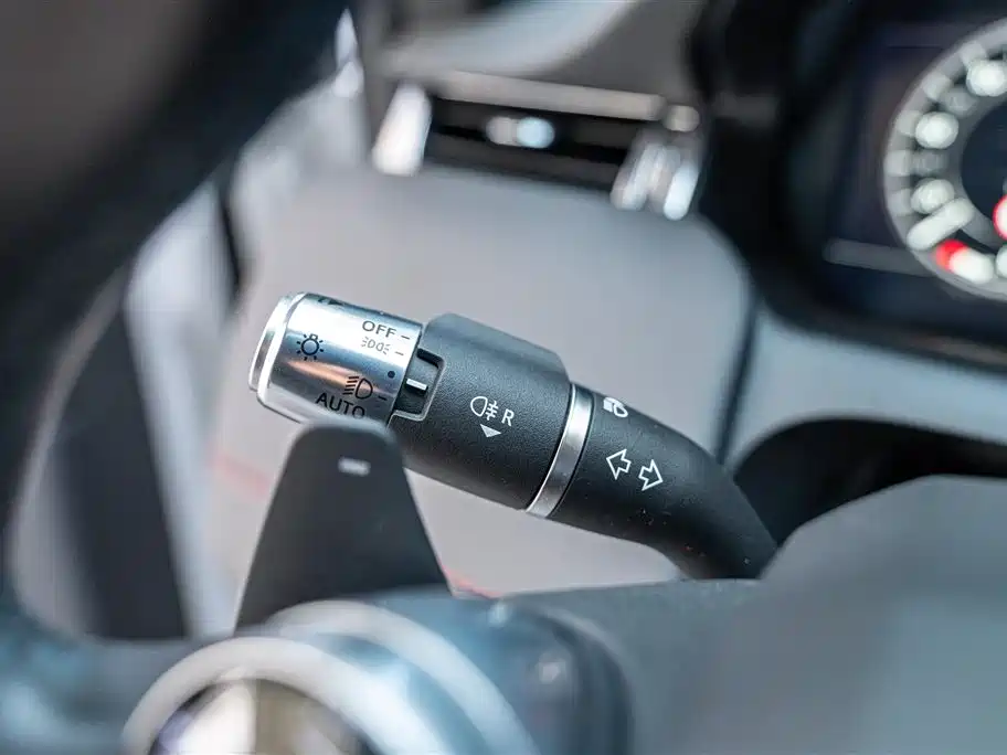 Land Rover Discover sports