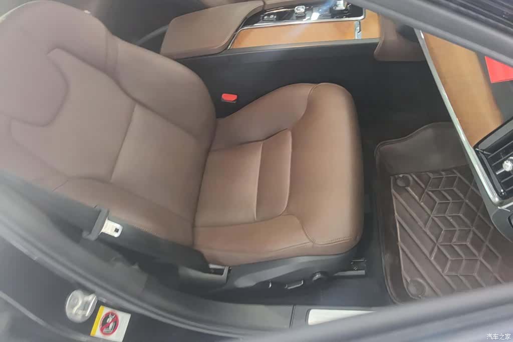 Volvo S90, 2024 8