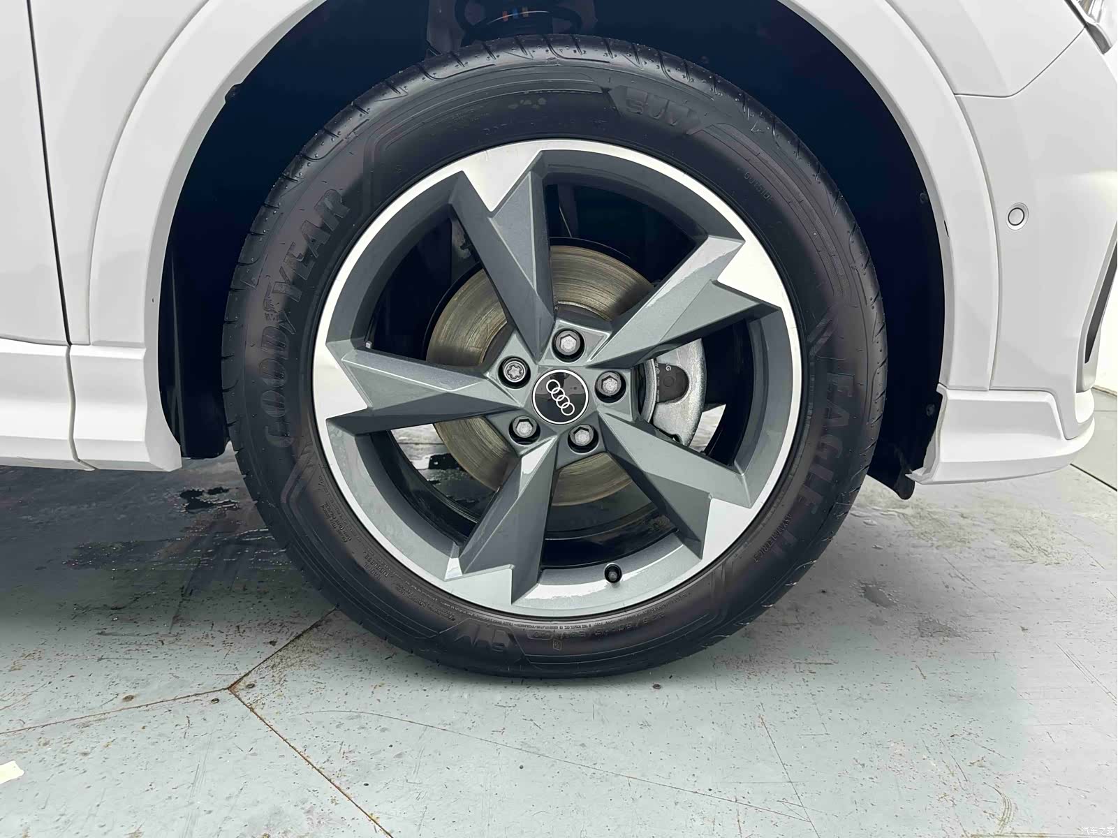 Audi Q3, 2023 8