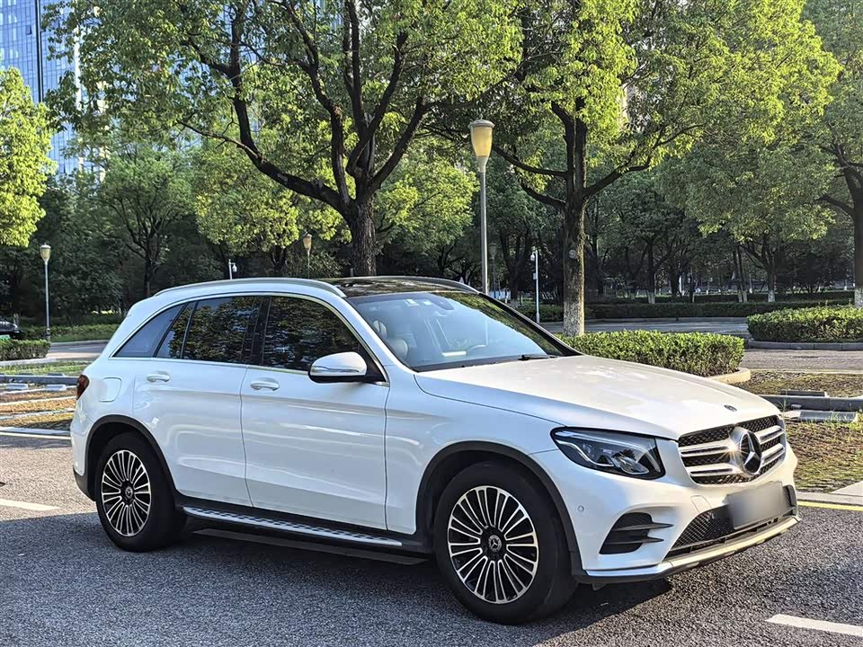 Mercedes-Benz GLC Mercedes-Benz GLC