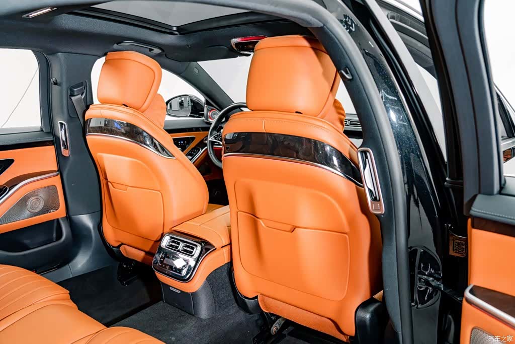 Mercedes-Benz S-Class, 2023 23