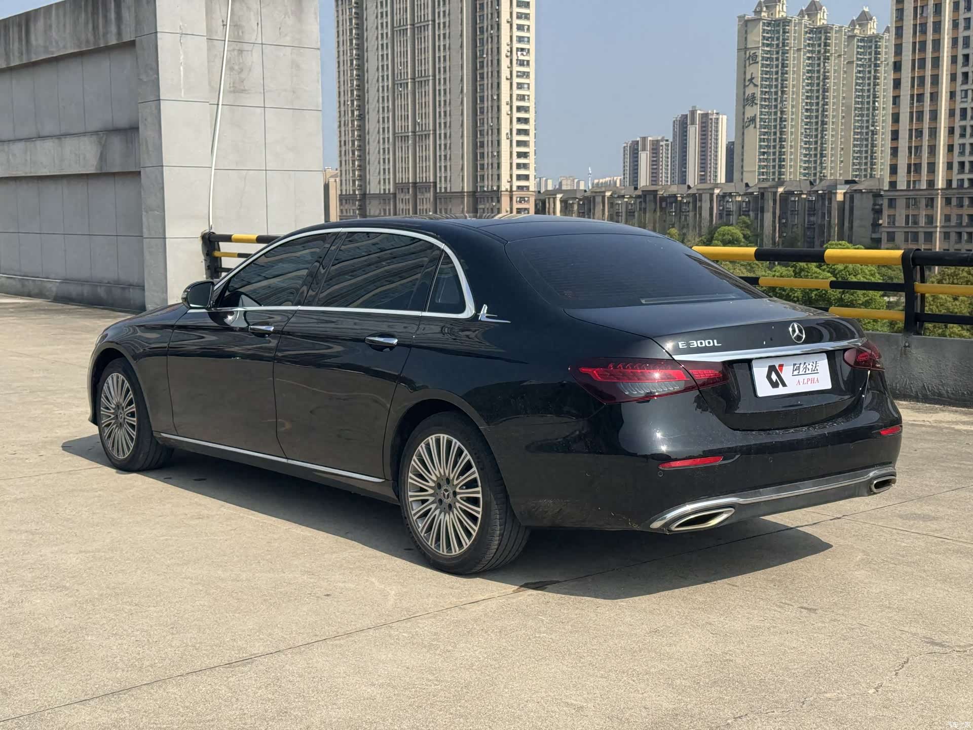 Mercedes-Benz E-Class, 2023 6