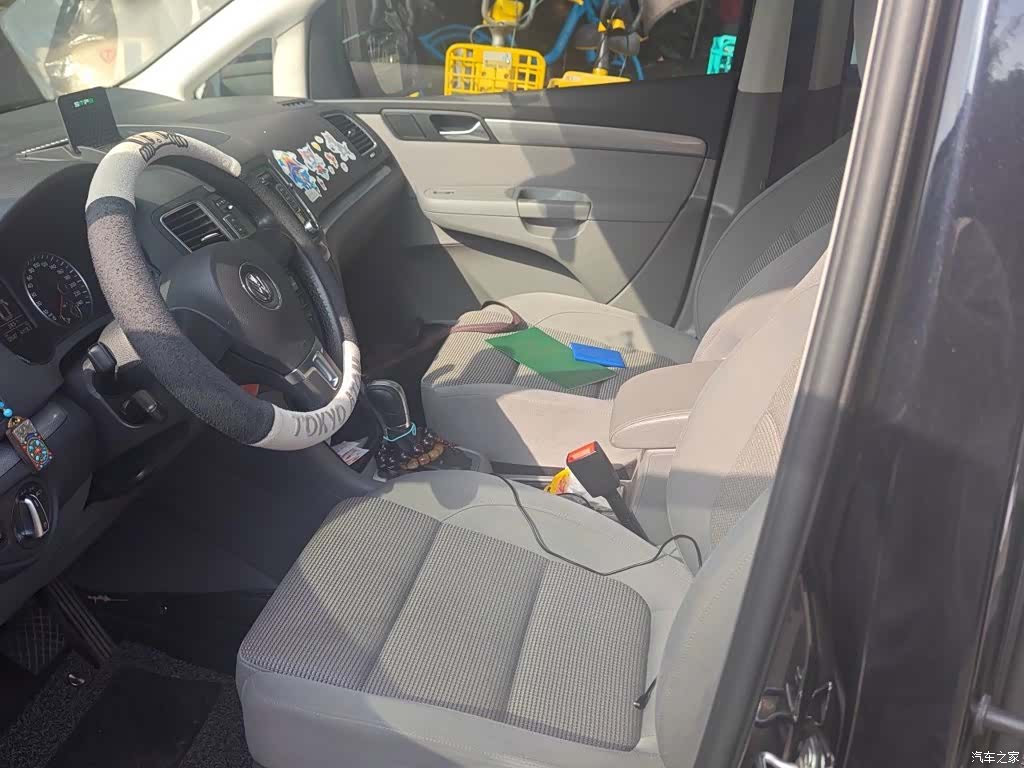 Volkswagen Xia, 2015 16