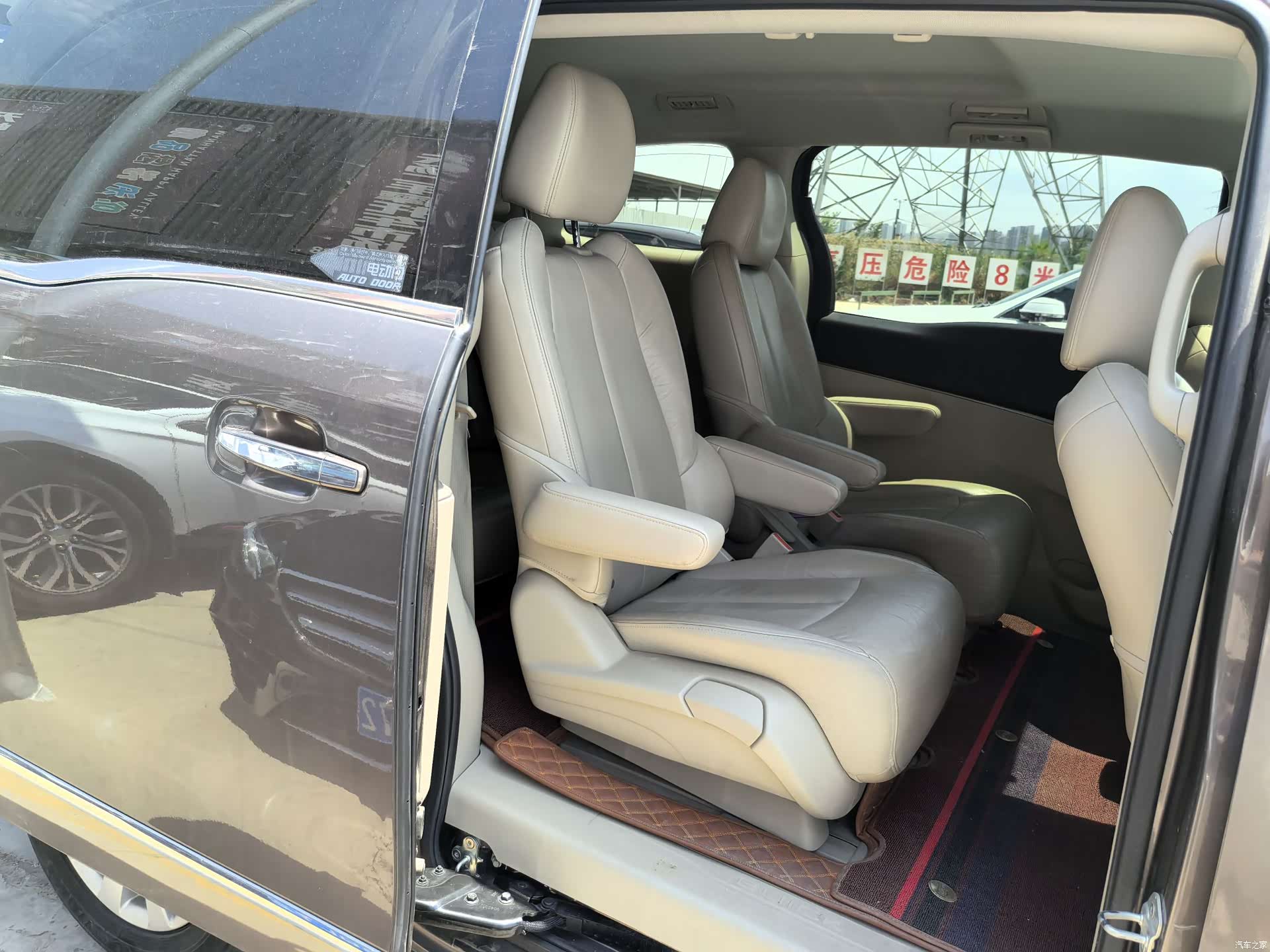 Buick GL8, 2018 12