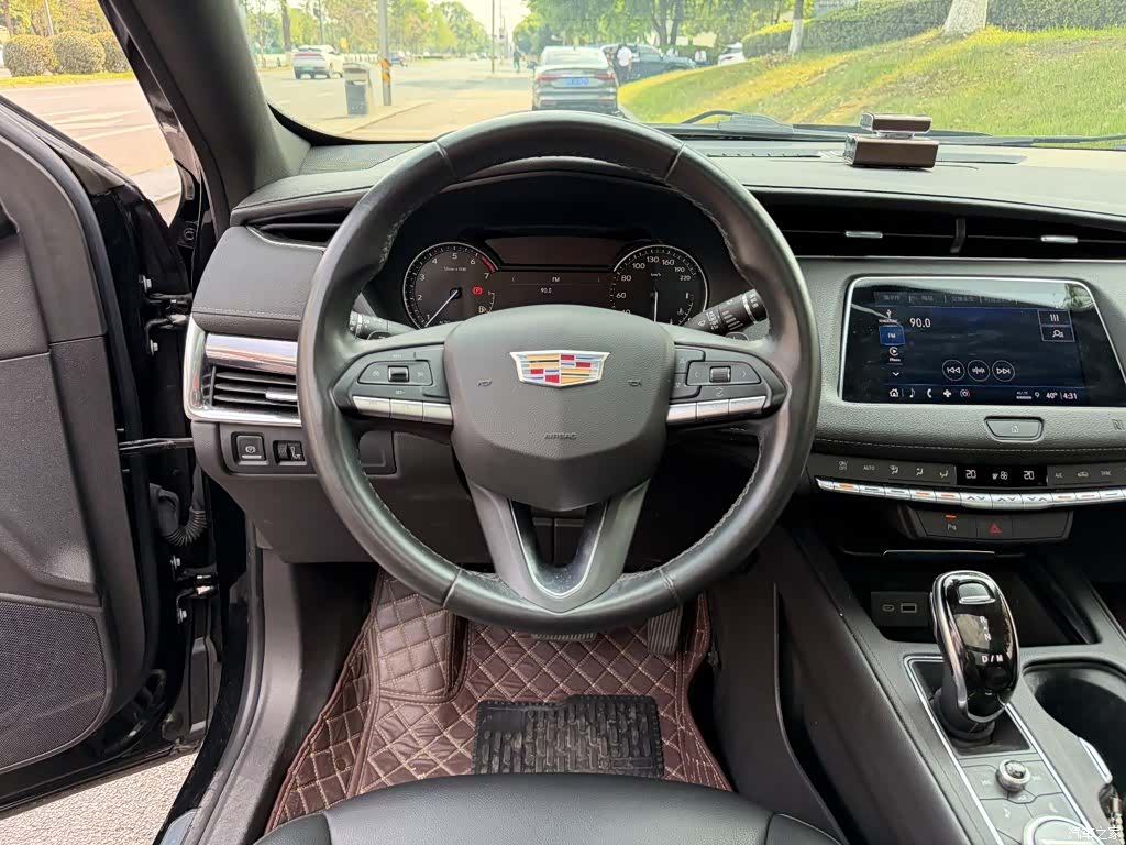 Cadillac XT4, 2020 14