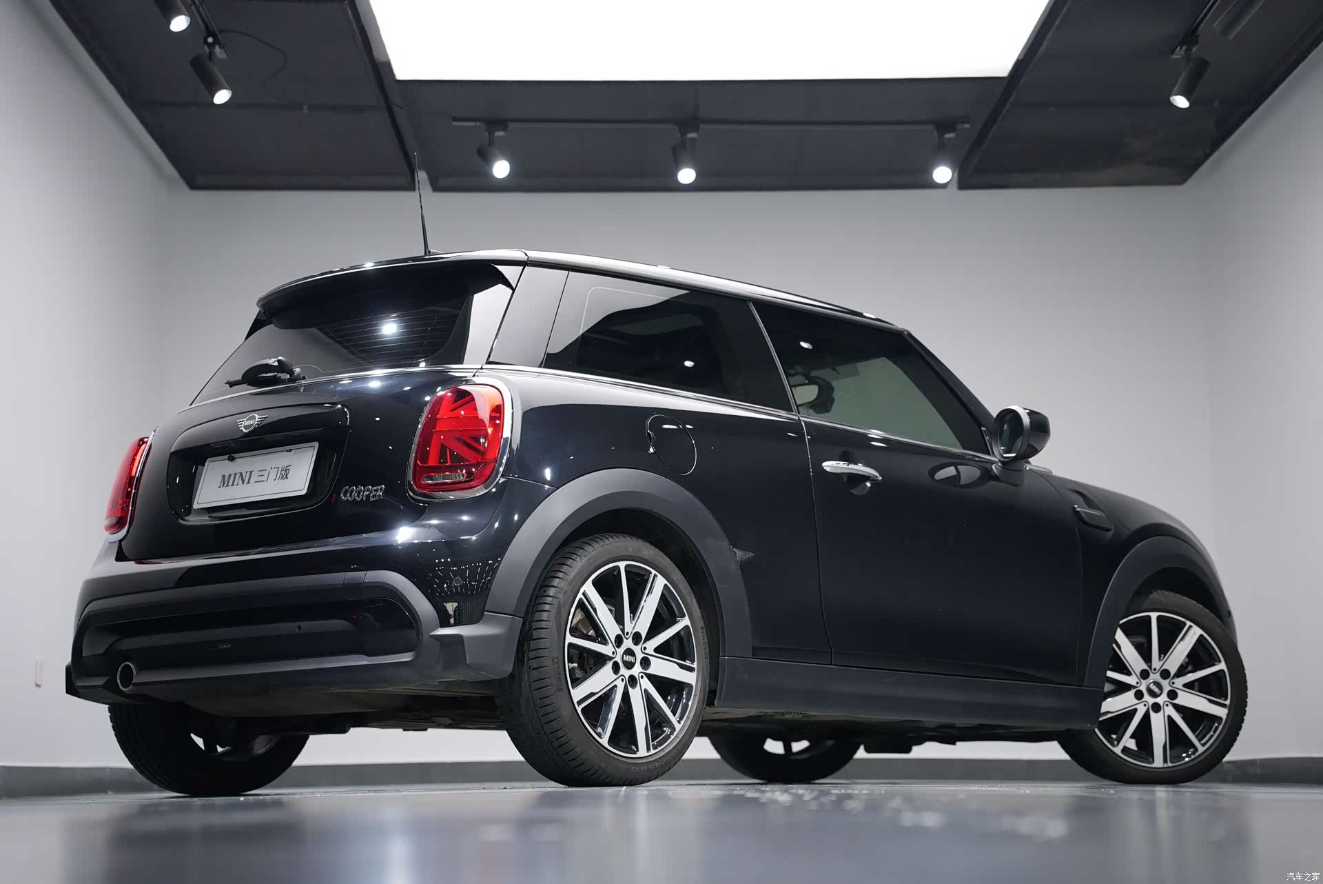 Mini Cooper, 2023 9