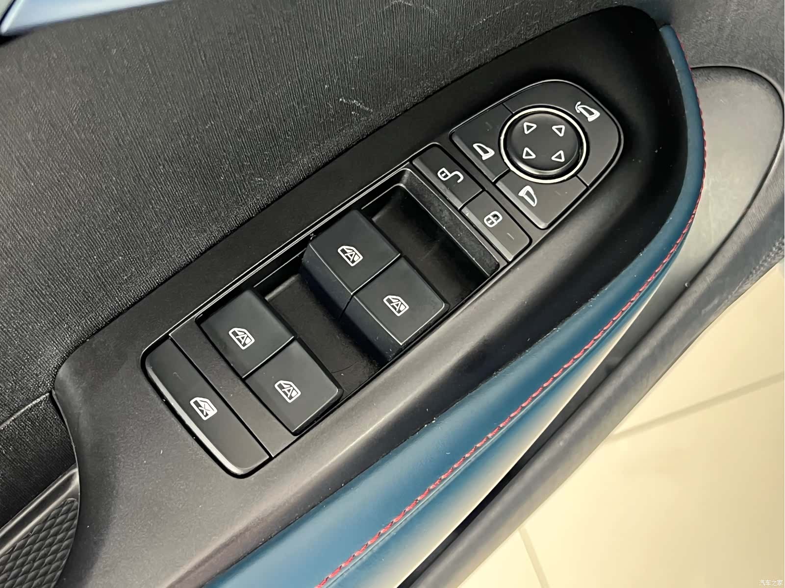 BYD Dolphin, 2023 14