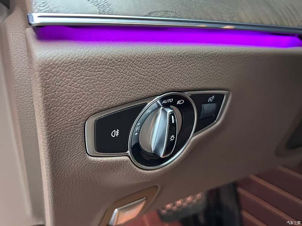 Mercedes-Benz E-Class, 2018 6