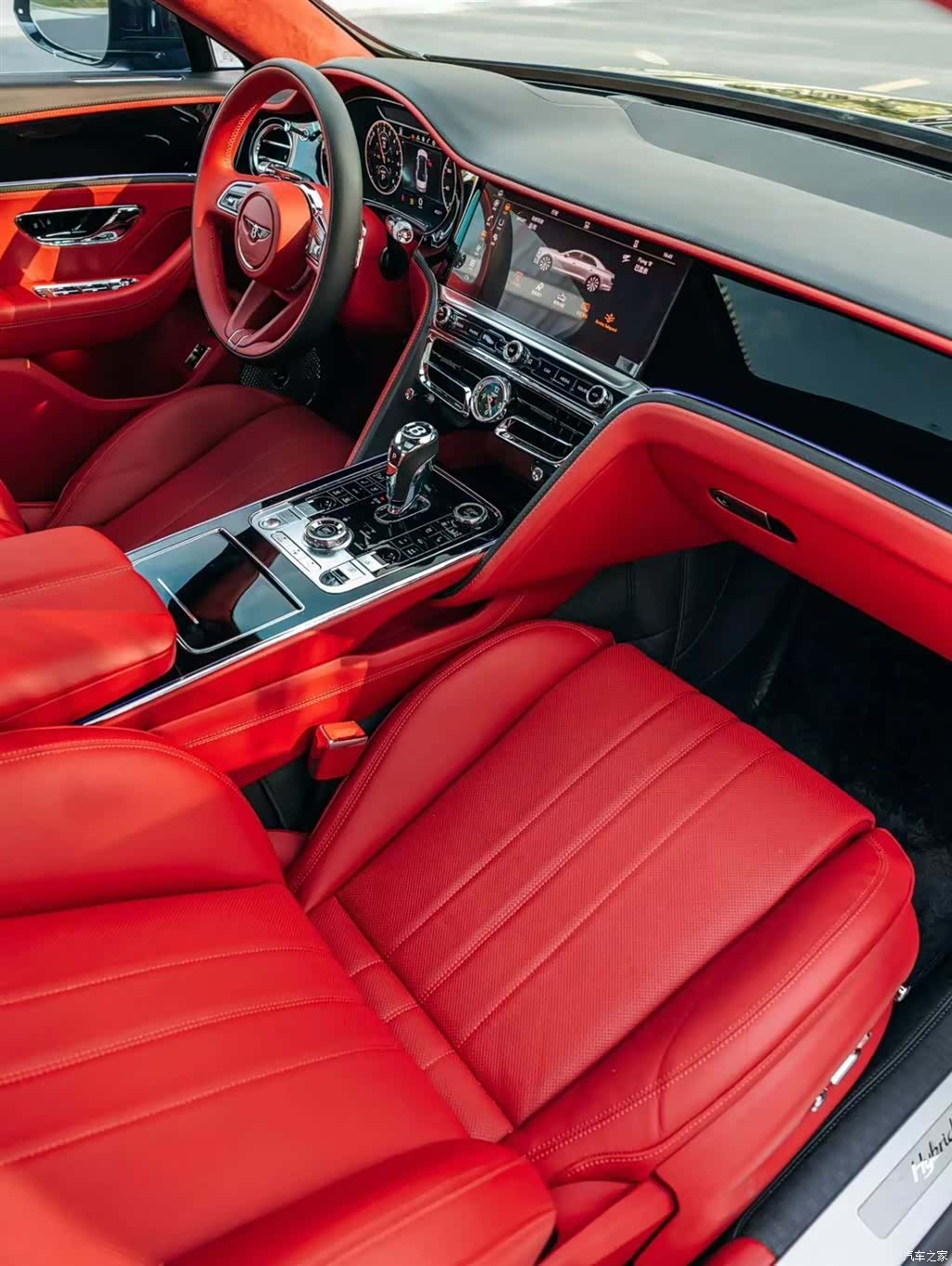 Bentley Flying Spur, 2022 8