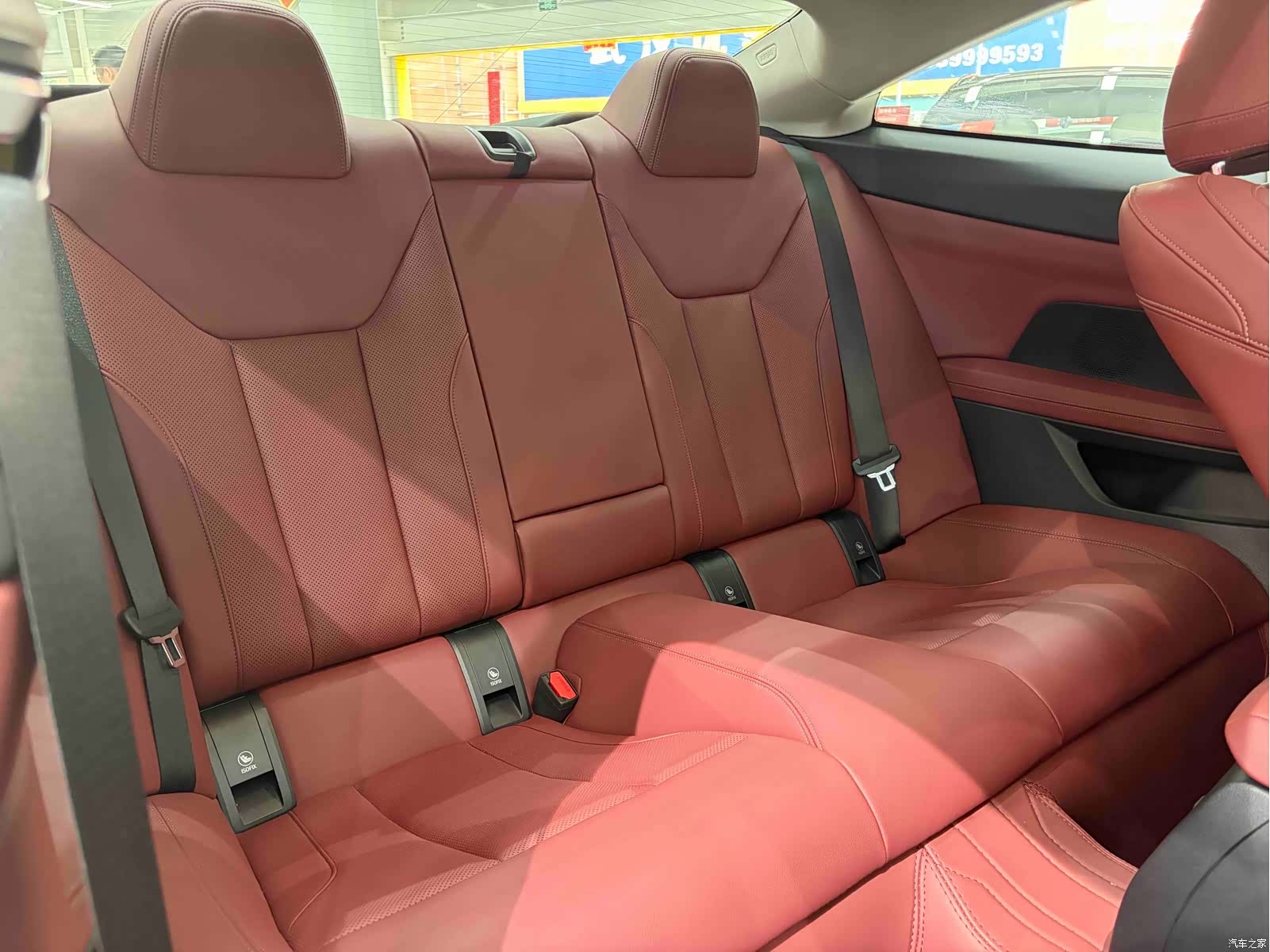 BMW 4 Series, 2025 15