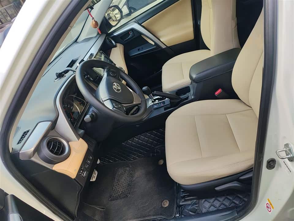 Toyota RAV4 Rongfang