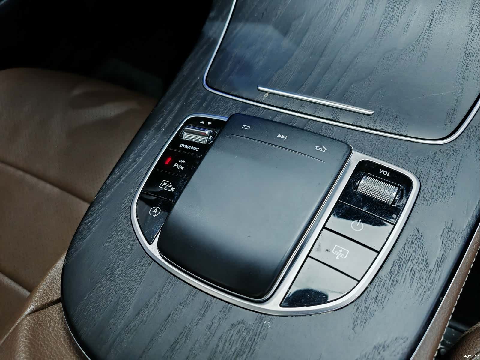 Mercedes-Benz E-Class, 2020 18
