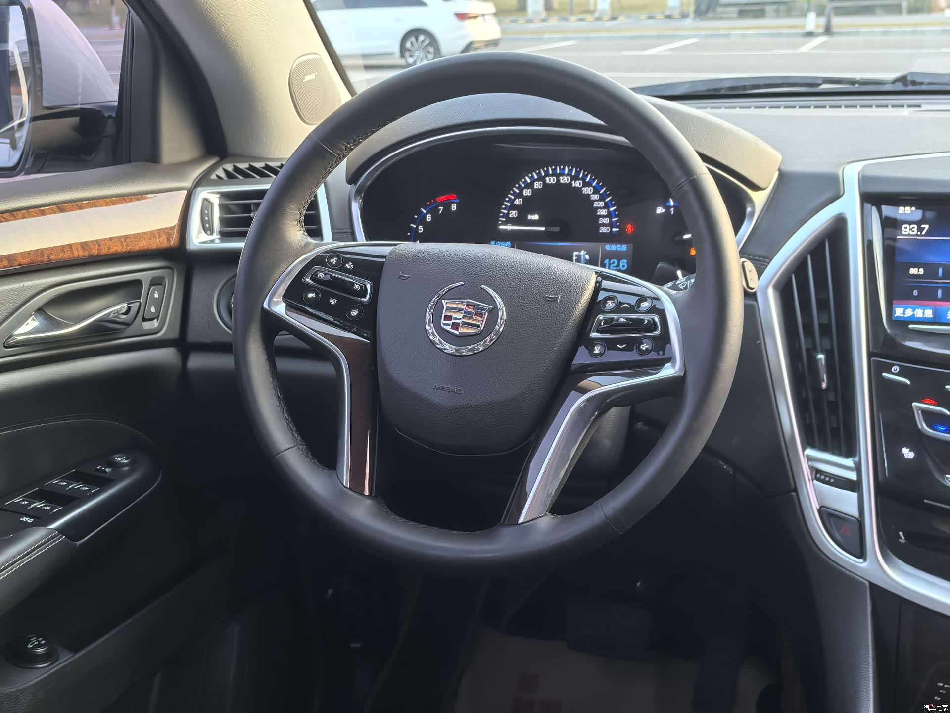 Cadillac SRX, 2016 12