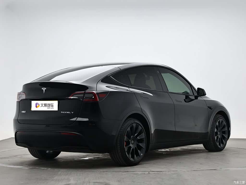 Tesla Model Y, 2023 3