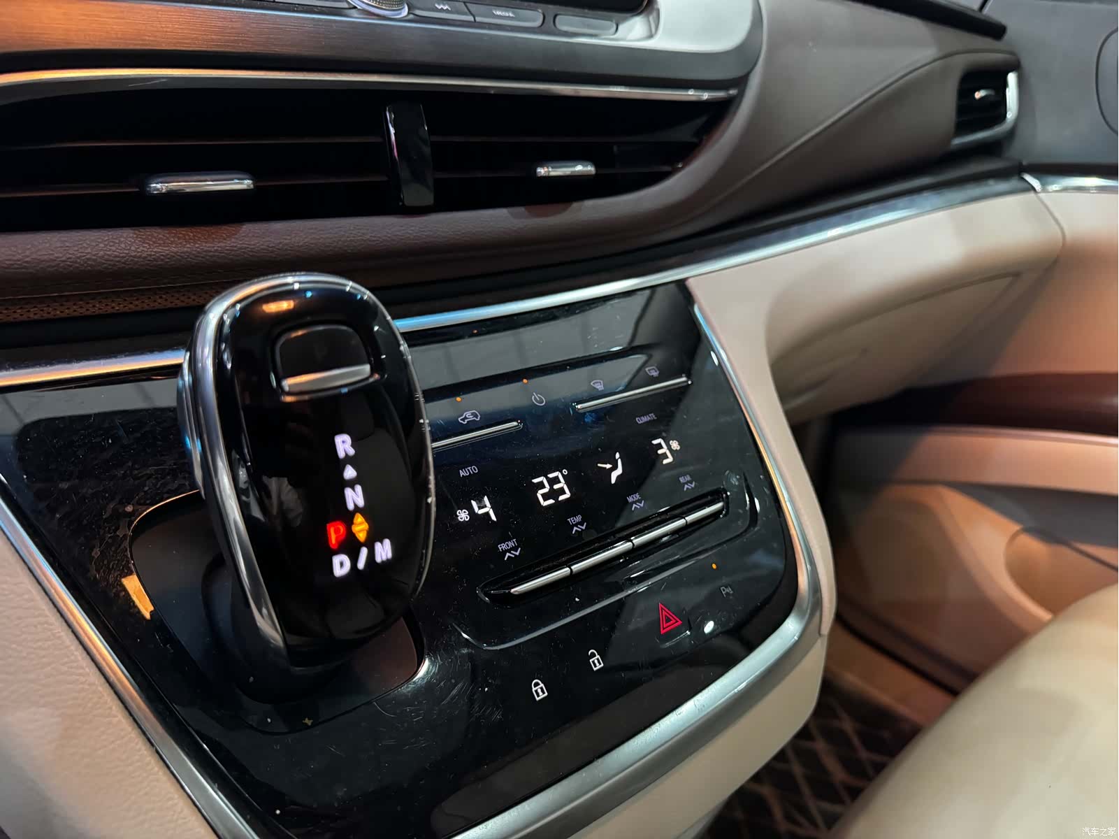 Buick GL8, 2021 15