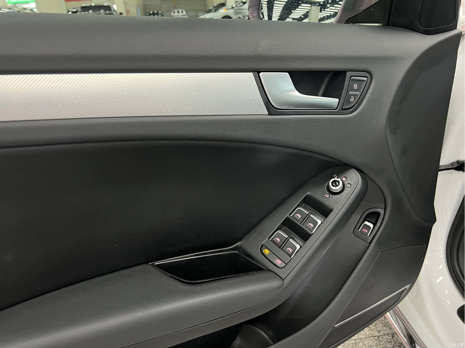 Audi A4L, 2016 12