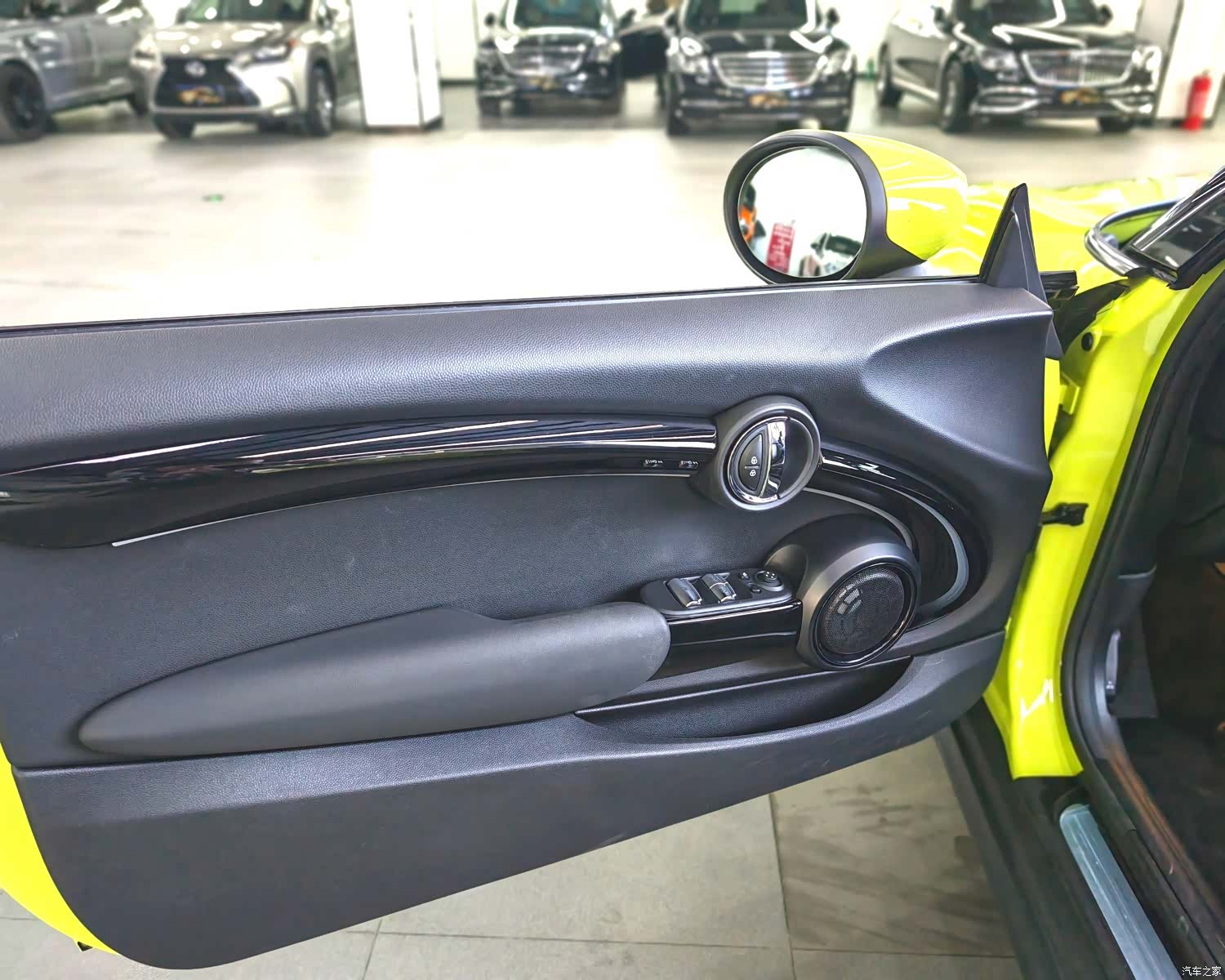 Mini Cooper, 2023 27