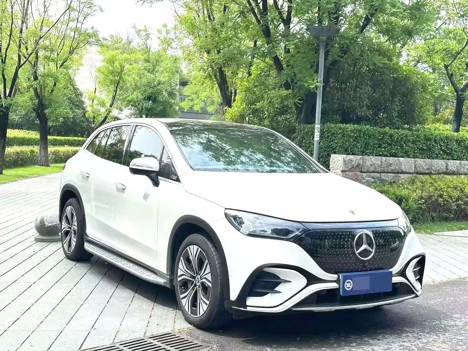 Mercedes-Benz EQE, 2025 3