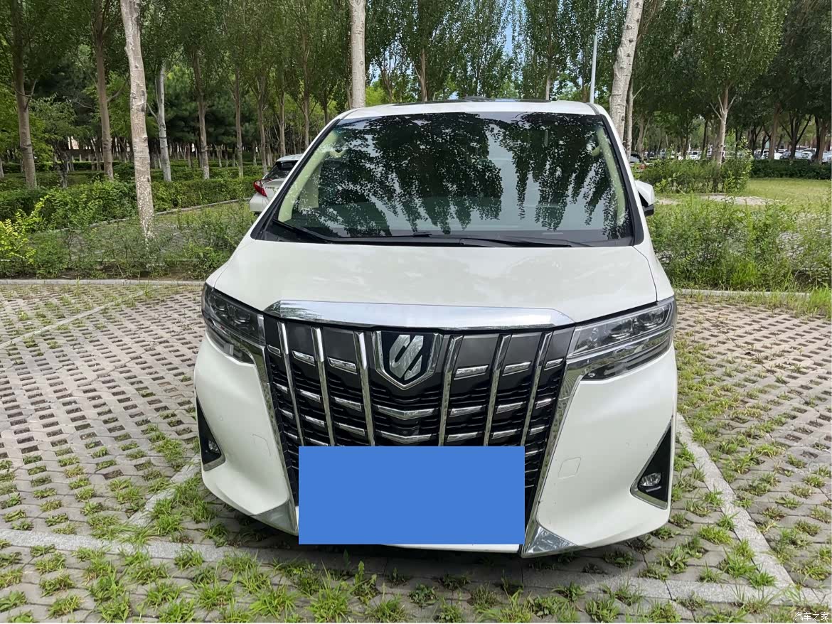 Toyota Alphard, 2018 12