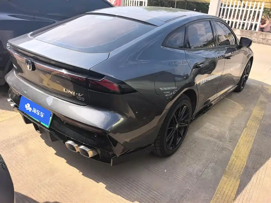 Changan UNI-V Smart iDD